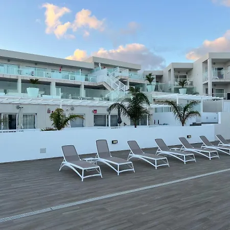 Residencial Luxury Senator, Darwin Apartamento Costa Teguise